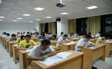 教师初级专业技术工作总结8篇