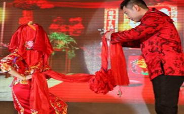 订婚宴父母讲话稿8篇