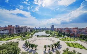 高校总结工作报告8篇