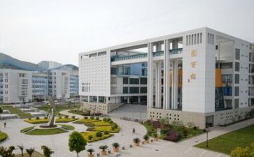 毕业高校自我鉴定参考7篇
