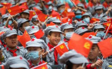 红星照中国的读后感600字5篇