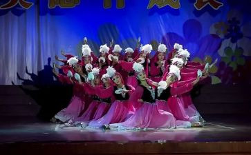 幼儿园庆六一文艺汇演活动总结8篇