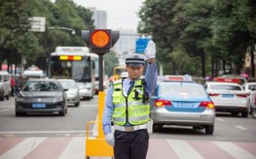 交警演讲稿5篇
