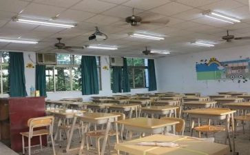 会飞教室读后感500字8篇