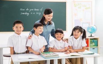 小学老师家长会发言稿8篇