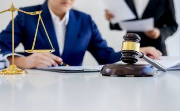 与律师的委托代理合同7篇