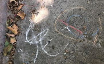 小小班跳圈圈教案6篇