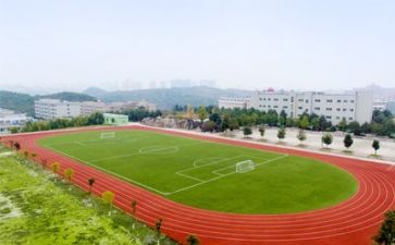 以校园为主题的作文7篇