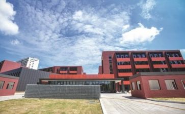 学校自我鉴定表范文优质8篇