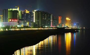 《静夜思》的读后感8篇